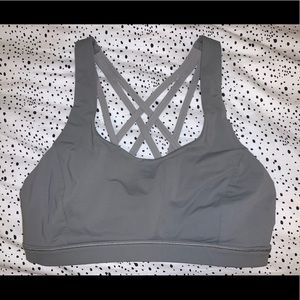 Lululemon free to be bra